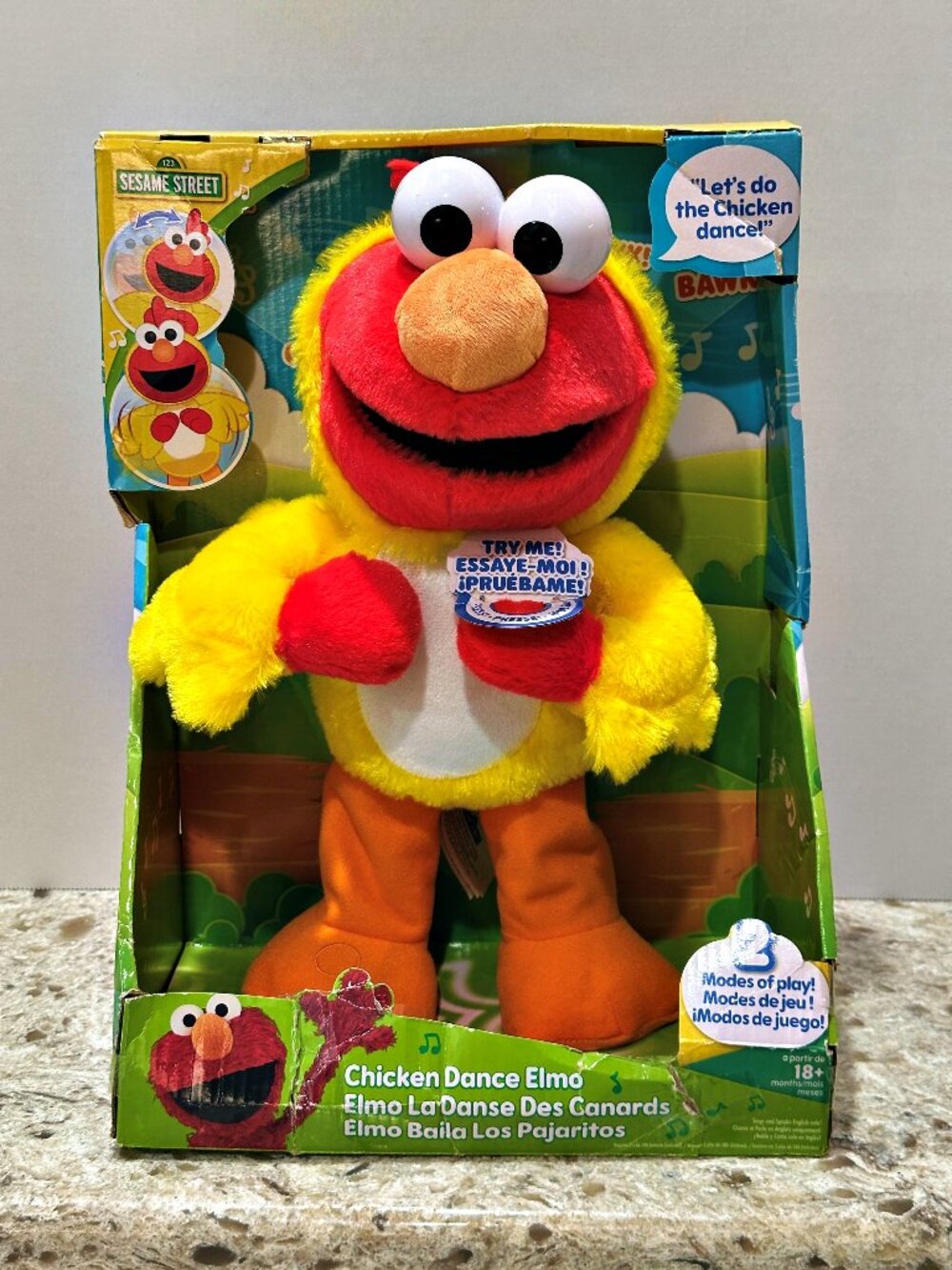 Sesame Street Chicken Dance Elmo Animated Dances and Sings Just Play NEW!! WORKS